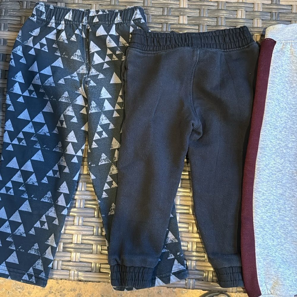 Boy pants bundle 4 - Picture 9 of 10